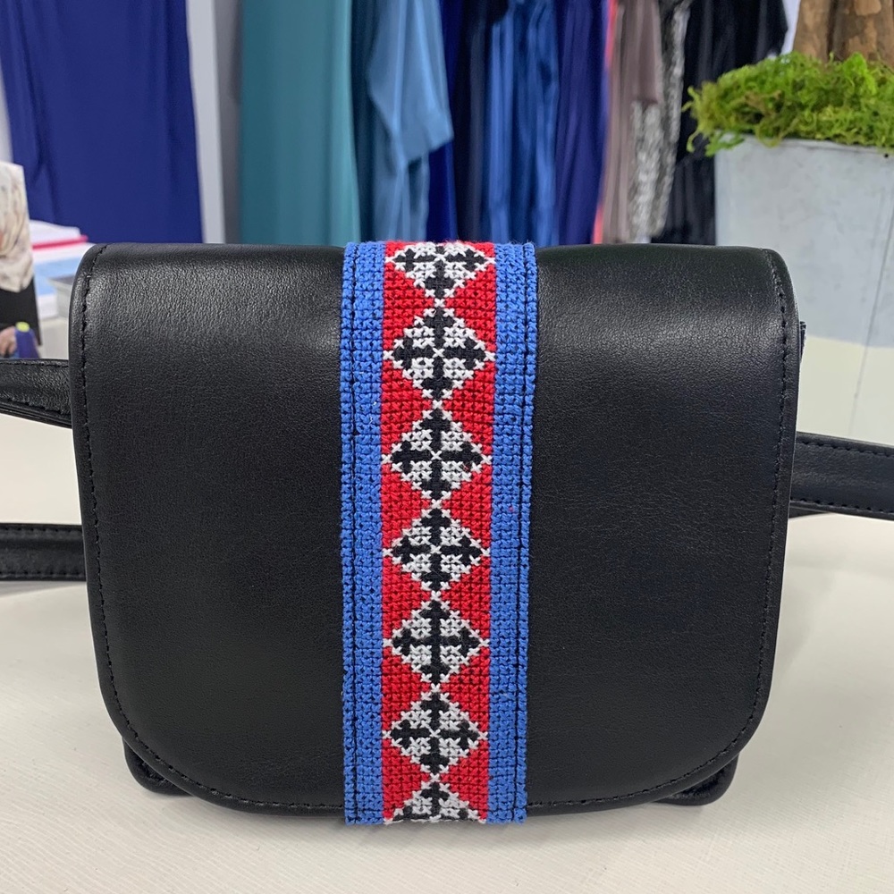 NWT. Black leather Palestinian embroidery belt bag./Fanny pack.